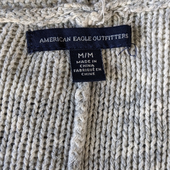 American Eagle Cardigan - Picture 2 of 5